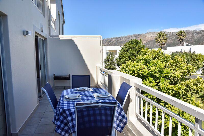 Sea And Mountain View Apartment Gordonʼs Bay Екстериор снимка