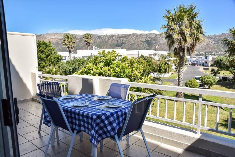 Sea And Mountain View Apartment Gordonʼs Bay Екстериор снимка