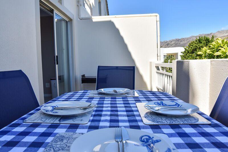 Sea And Mountain View Apartment Gordonʼs Bay Екстериор снимка